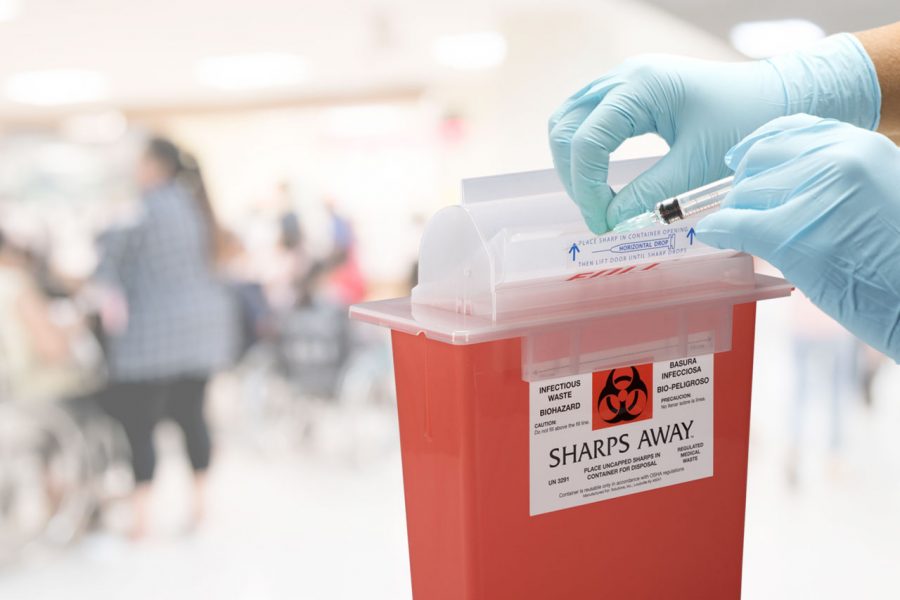 Why More Hospitals Are Choosing Reusable Sharps Containers